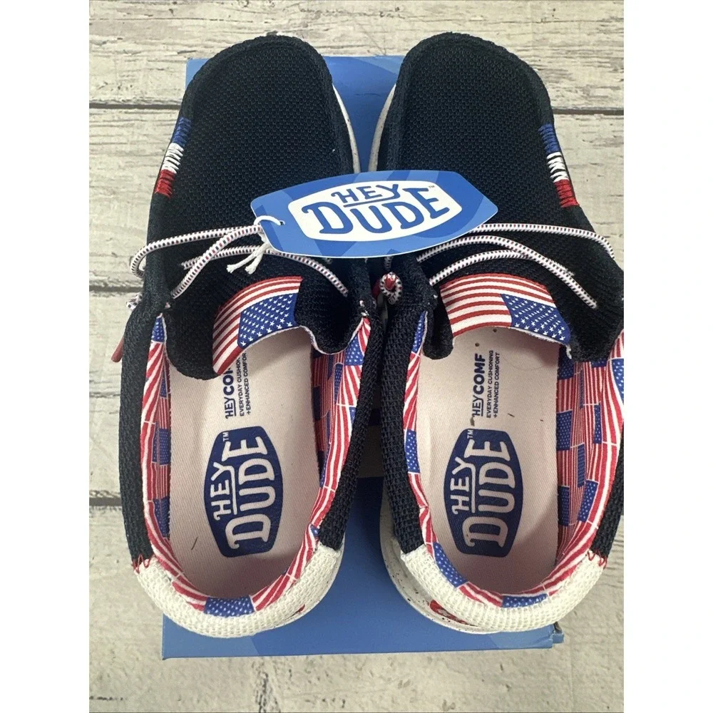 Hey Dude Wally USA Men's Navy/Multi  Slip-On Casual Shoes New! Size 6 NIB